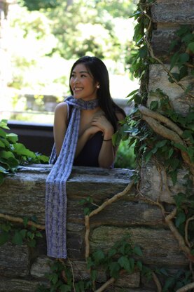 Clos Grapevine Scarf