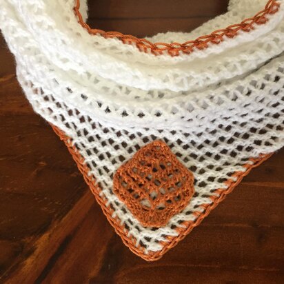 Lace Cowl