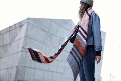 Skyline Bias Scarf