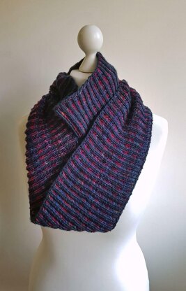 Simple Brioche Cowl