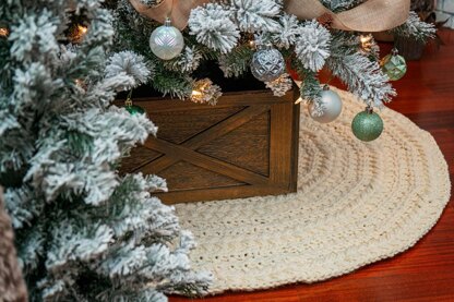 Wreath Tree Skirt