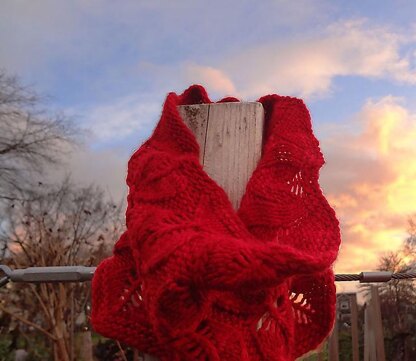 Bleeding Hearts Cowl