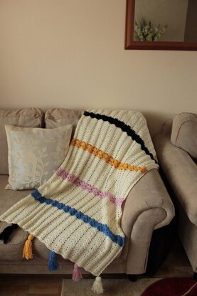 Dotted Ripple Blanket