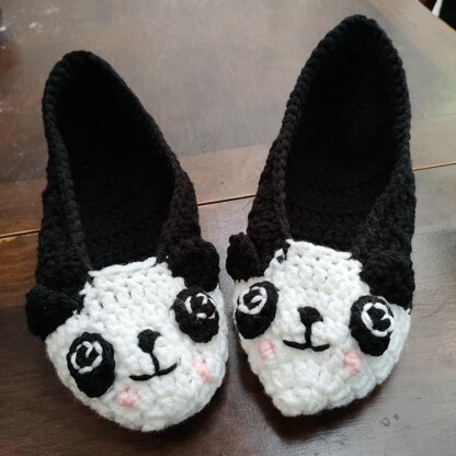 ADULT PANDA SLIPPERS