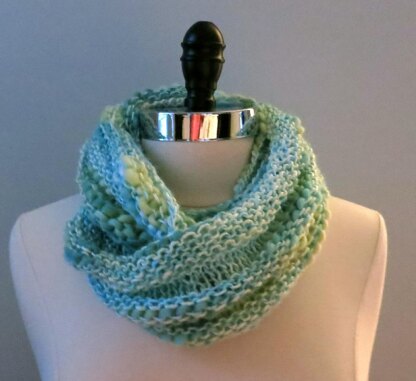 Bamboo Bloom Infinity Scarf / Cowl