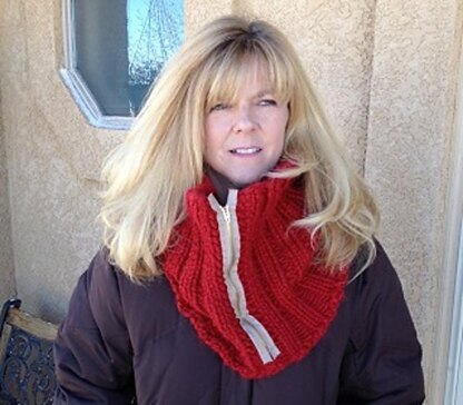 Zipper Ribbed Cowl