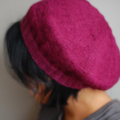 Lightweight raspberry beret