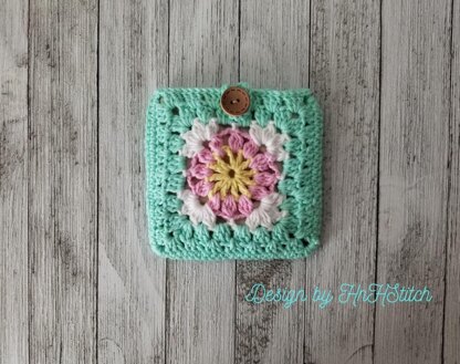 Granny square card holder