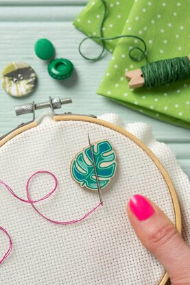 Hawthorn Handmade Monstera Leaf Magnetic Needle Minder