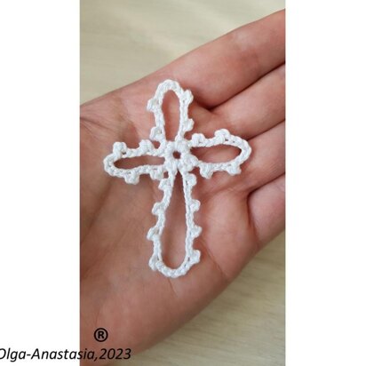 Small crochet cross 2