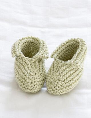 Precious Booties in Bernat Handicrafter Cotton Solids