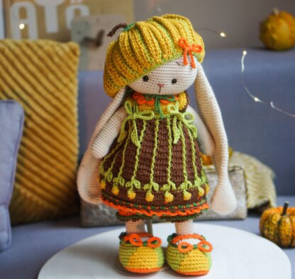 Crochet Toy Clothes Pattern - Outfit "Alice" for large toys