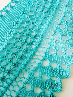 Talmont - a lacy crescent shaped shawlette