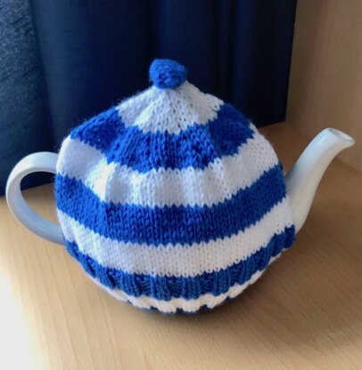 Cornish Striped Tea Cozy (Tea Cosy) in Sirdar Snuggly DK