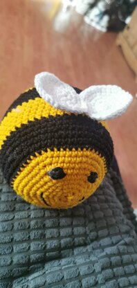 Chubby bee