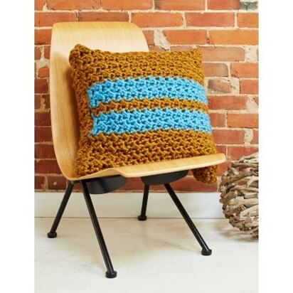 Simple Stripes Pillow in Bernat Mega Bulky