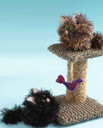 Knitted Cats and Kittens