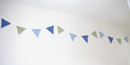 12 Flags Bunting