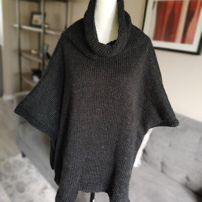 Hepburn Poncho