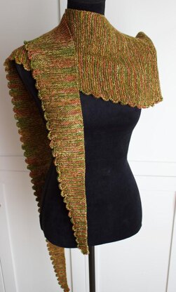 Marled Scallops Scarf