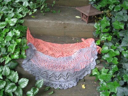 Graceful Curve, Shawl