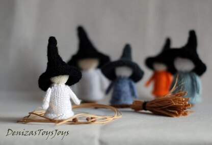 Waldorf Halloween Witches Babies from corks
