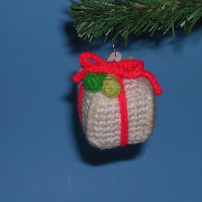 Christmas Package Ornament C-024