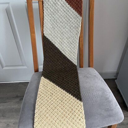 C2C Seed Stitch Scarf