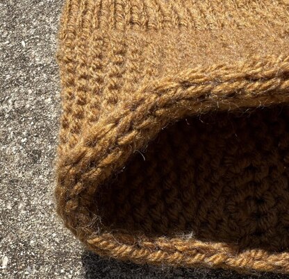 Old Time Winter Hat -- a loom knit pattern