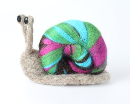 Hawthorn Handmade Snail Needle Felting Kit - 15cm