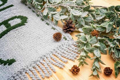 Falalalala Knit Table Runner