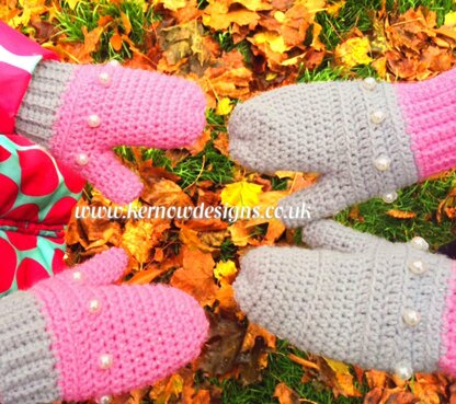 Child's Beaded Mittens