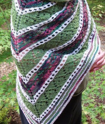 Hugs 'n' Kisses shawl