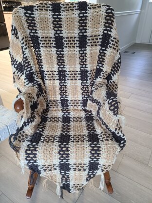 Farmhouse Plaid Throw