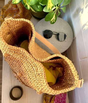 Crochet Raffia Hobo Bag Pattern: Bubble Stitch Tote