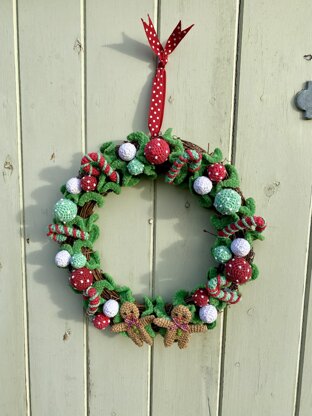 Christmas gingerbread wreath