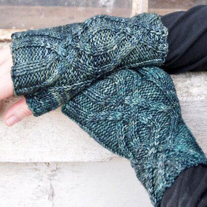 Seaford Fingerless Mitts