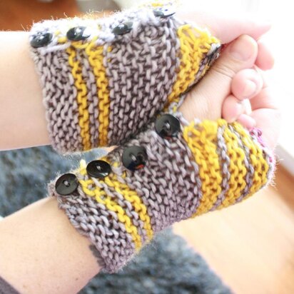 East Juniper Mitts