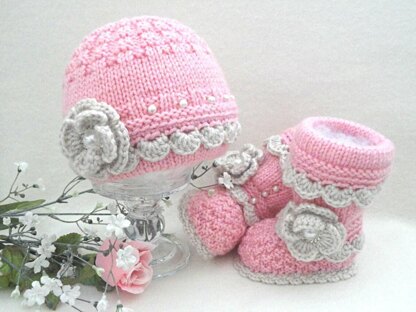 Knitting PATTERN Baby Girl Baby Hat and Booties with Flowers