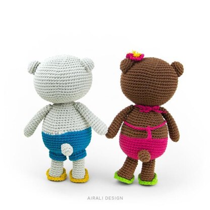 Jim and Alani, the amigurumi bears