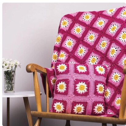 Pink Daisy Blanket and Cushion Pattern