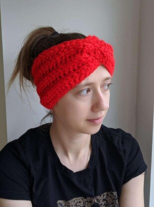 Twist & Turn Earwarmer