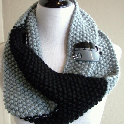 Big Colorblock Cowl - knitting pattern