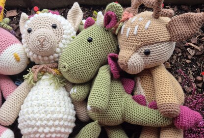Fantasy Forest and Domestic Animals Deer Dragon Horse Llama Unicorn Crochet Amigurumi Dolls Plushie