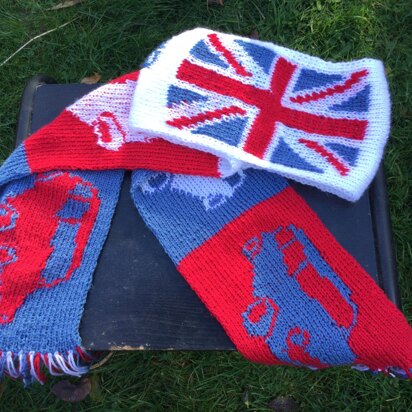 Mini car and Union Jack scarf