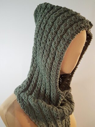 Wriggles Hooded Cowl