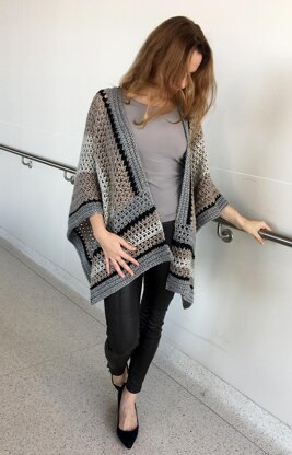 Crochet Wrap Pattern: Striking Striped Ruana