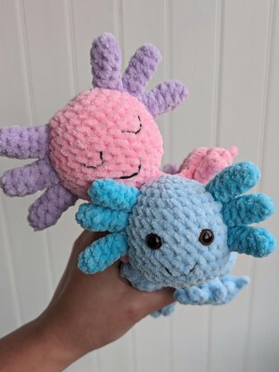 Axolotl Comoforter and Toy