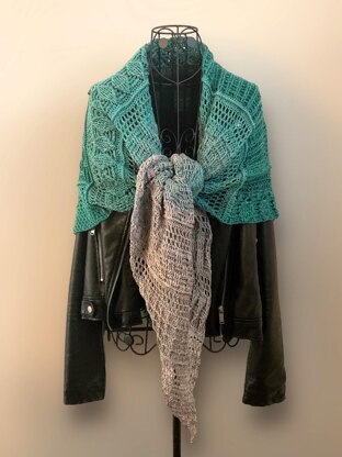 Triangular Scarf "Melia"