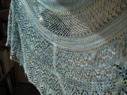 Basilica Shawl